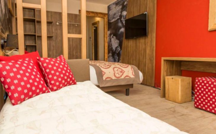 Hotel Du Col, Sestriere, Twin and Single Bed